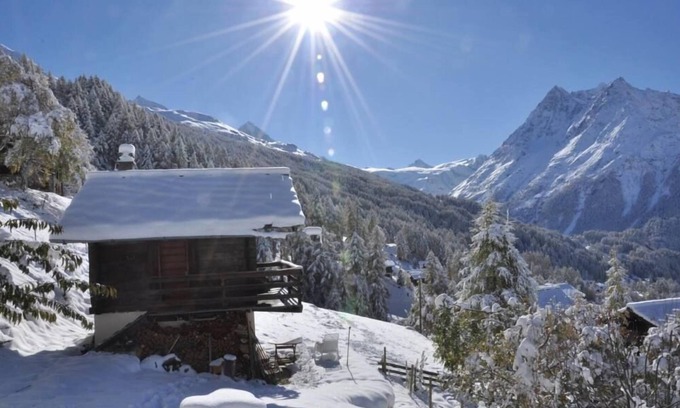 Evolene Ski Chalet | Magic chalet for 2 people