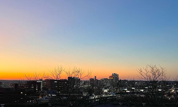 Birmingham Apartment | Magic City Overlook walk to Nightlife, St.Vincent's, and UAB