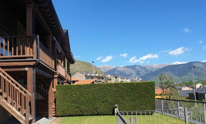 Llivia House | Magnífica Casa en el Corazón de la Cerdanya