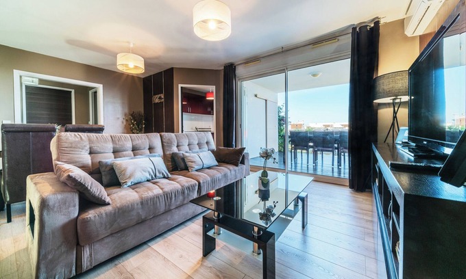 Carosse Apartment | Magnificent and luxurious 4-star T2 with sea view, swimming pool and garden