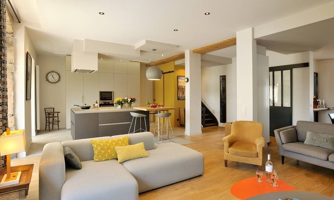 Sainte-Foy-les-Lyon Villa | Magnificent Villa, ideal family Ste Foy Les Lyon