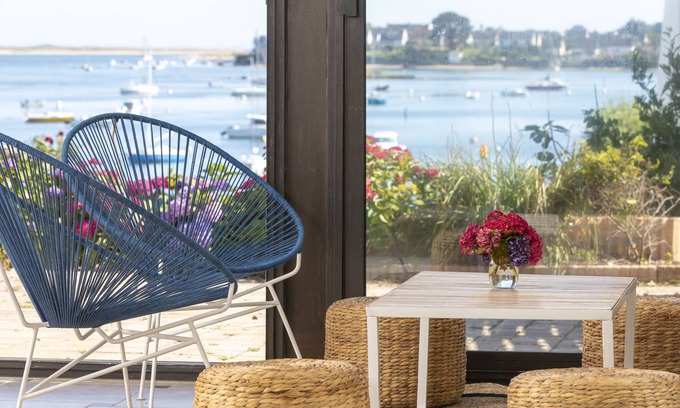 Plouhinec House | Magnificent house with view and private access to the sea