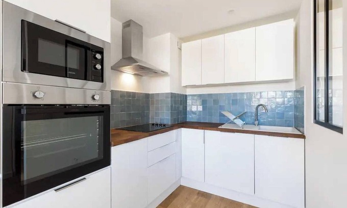 Le Rouet Apartment | Magnificent Modern 2 Bedrooms Apartment - Castellane District