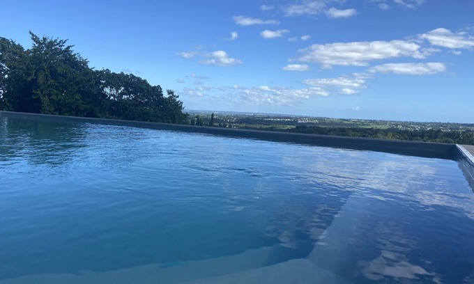 Sainte-Rose Villa | magnificent villa on the heights with sea and plain view