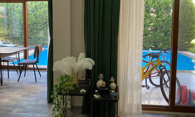 Belek Villa | Magnificent Villa with Private Pool and Garden