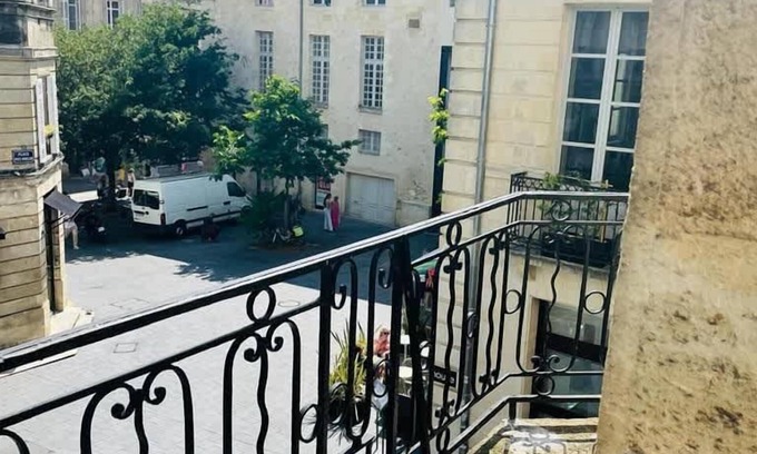 Hotel de Ville - Quinconces Apartment | Magnifique Apt centre historique