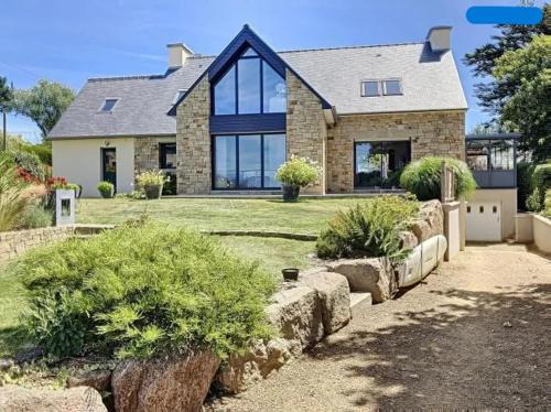 Perros-Guirec Villa | Magnifique villa vue mer ploumanac'h