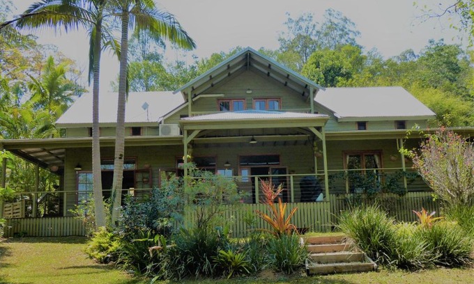 Cooroy House | Magnolia Cottage