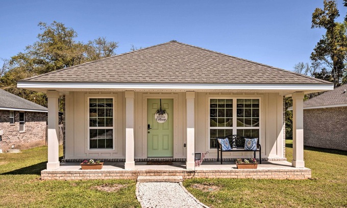 Magnolia Springs Cottage | Magnolia Springs Cottage ~ 16 Mi to Beaches!