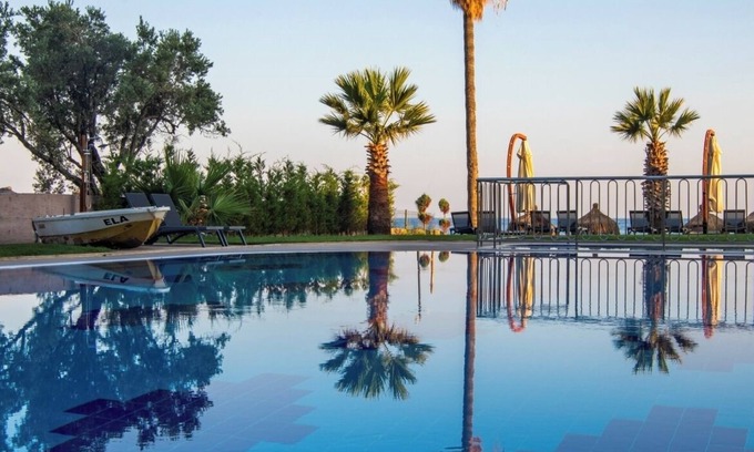 Guzelcamli Hotel | Maia Luxury Beach Hotel & Spa