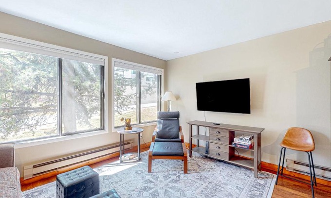 Winter Park Hotel | Main Street Retreat