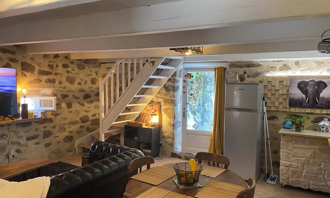 Saint Maurice en Chalencon House | Maison du Chastelard