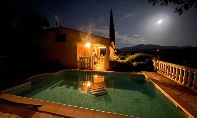 Le Muy House | Maison 4 à 6 Personnes Avec Piscine Privée