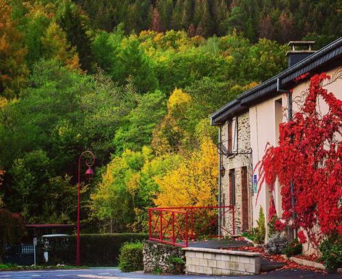 Les Hautes-Rivieres House | Maison 4p Piscine et Parc Naturel