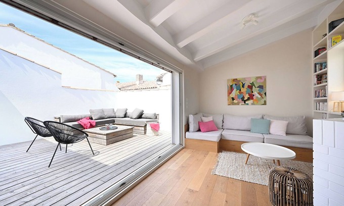 Ars-en-Re House | Maison au Coeur du Village D'ars en ré, Idéalement Entièrement Rénovée