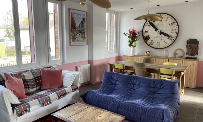Bernay House | Maison Avec Jardin/Parking en Centre-ville, la Plage en Train!