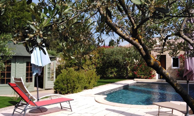 Argilliers House | MAISON BASTIDE AIR-CONDITIONED PRIVATE POOL GARDEN FENCE (PONT DU GARD UZES)