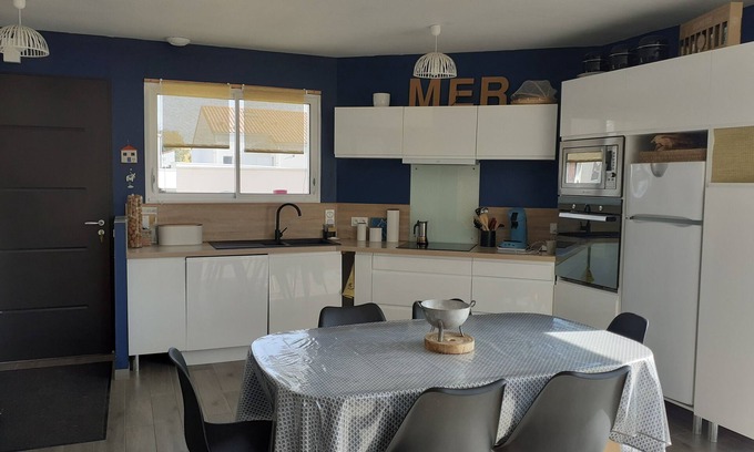 Saint-Vincent-sur-Jard House | Maison Charmante Sud Vendée 300m Plage et Forêt