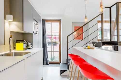 Annecy Old Town House | Maison Castellino