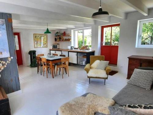 Groix House | Maison charmante au calme avec jardin à Kerlard - FR-1-813-24