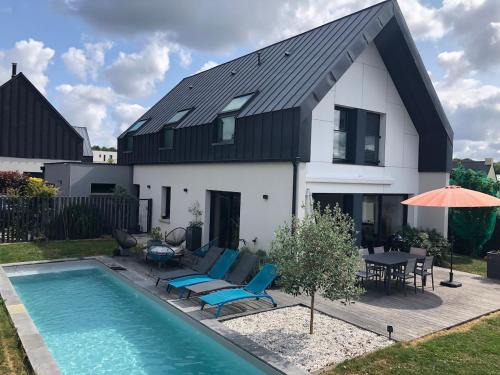 Saint-Gregoire Villa | Maison d'architecte Rennes, meublé de tourisme 4 étoiles