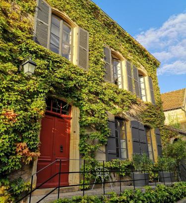 Bois-Sainte-Marie House | Maison d'hôtes - Les Tillets