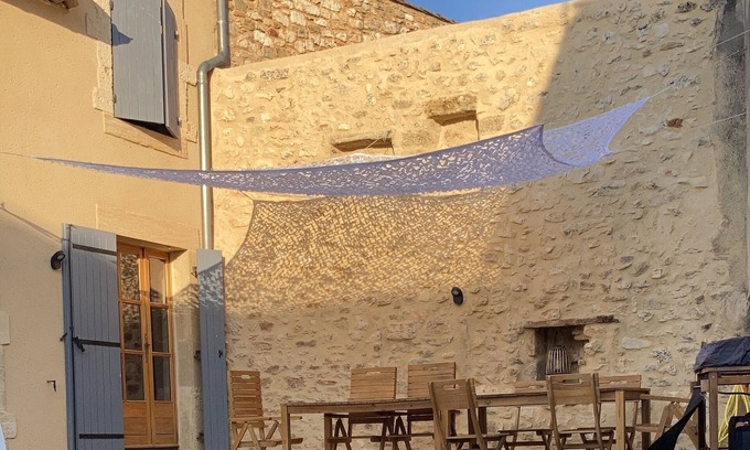 Flaux House | Maison de Caractère Proche Uzès