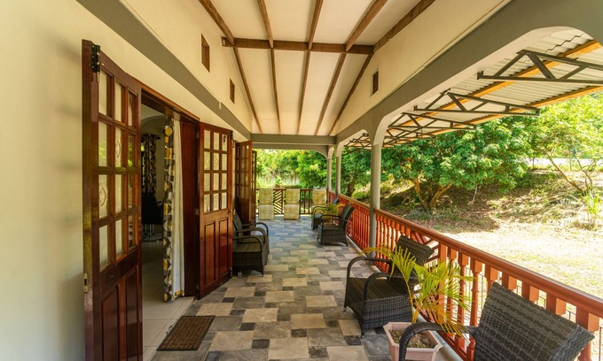 Saint Peter Parish House | Maison de Lecointe - Spacious 4-bed House