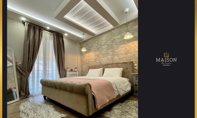 Larissa Apartment | Maison De Luxx A3