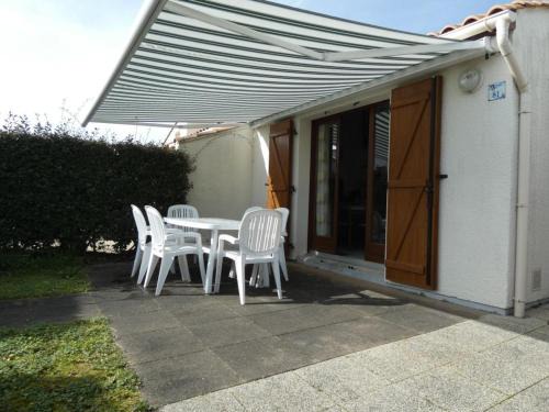Notre-Dame-de-Monts House | Maison de Vacances avec Piscine, Plage à 1 km, Wifi, 5 pers – Notre-Dame-de-Monts - FR-1-540-289