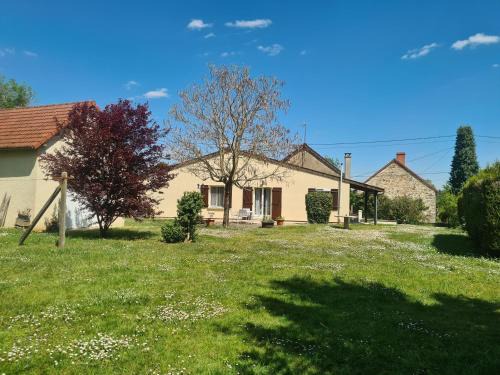 Baraize House | Maison de vacances en Berry avec jardin clos, proche plage et sentiers, animaux acceptés - FR-1-591-319