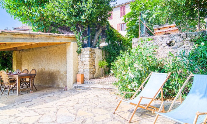 Tourtour House | Maison de Village Les Ormeaux by Interhome