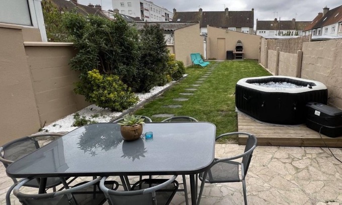 Saint-Omer House | Maison des sens