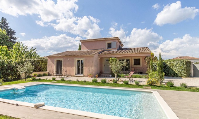 Chateaurenard Villa | Maison du Barret - Beautiful holiday home in Chateaurenard