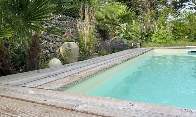 Villefranche-de-Lonchat House | Maison en Pierre Avec Piscine