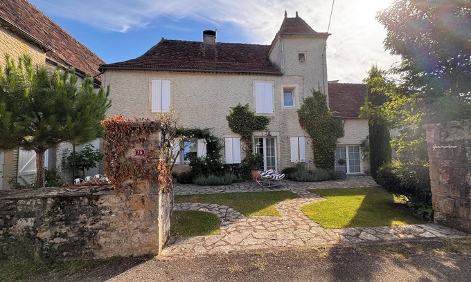 Coeur-de-Causse House | "Maison Germaine". Beautifully renovated family home. A haven in the heart of the Lot.