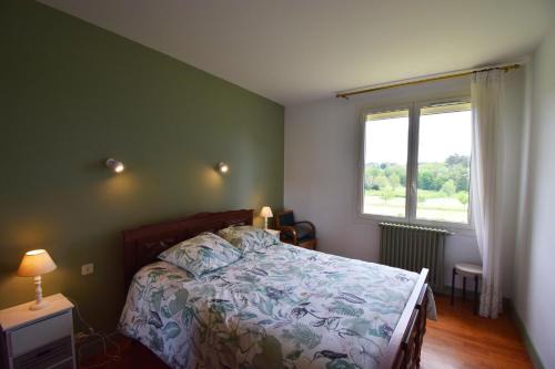 Blanquefort-sur-Briolance Villa | Maison pour 5 personnes à la campagne