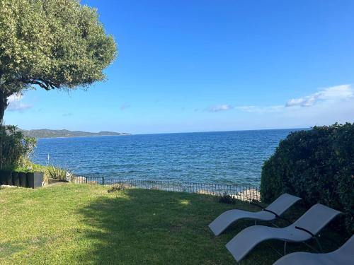 Saint-Florent House | Maison pieds dans l eau St Florent