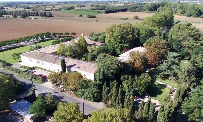 Saint-Just House | Maison Pour 4 p. Dans une Pinède D'un Mas Languedocien Avec Piscine et Jacuzzi