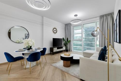 Bur Dubai Apartment | Maison Privee - Urban Parkside Living near the Iconic Dubai Frame