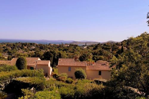 La Croix-Valmer House | Maison provençale vue mer Croix Valmer "Lou Mamet"