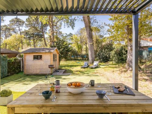 Saint-Brevin-l'Ocean House | Maison rénovée 2023 à 300m de la mer avec terrasse, jardin clos, clim et wifi - FR-1-306-1270