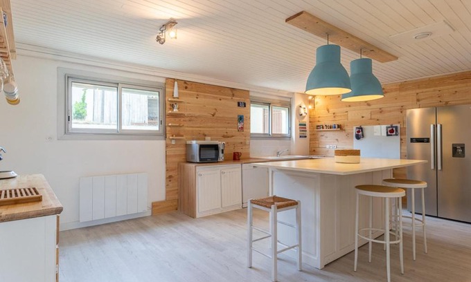 Mimizan House | Maison rénovée 100m de l'océan avec jardin clos, 5 ch., 3 sdb, pour 12 personnes, WiFi - FR-1-50-94