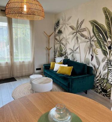 Saint-Berthevin Villa | Maison rénovée haut de gamme de centre-ville