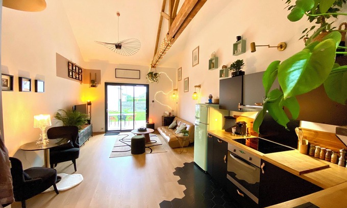 La Bernerie-en-Retz House | Maison R♡MANTIQUE with Balnéo Duo [La Kocoon, the wellness getaway near the sea]