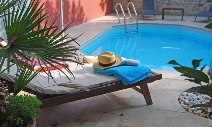St.-Remy-de-Provence House | Maison St Rémy de Provence, private swimming pool, Home cinema, pretty garden
