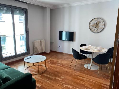 Leon City Centre Apartment | Maison San Isidoro - GARAJE y WIFI GRATUITO