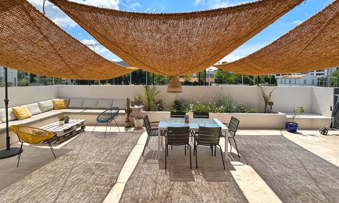 Mazargues House | Maison Spacieuse à Marseille