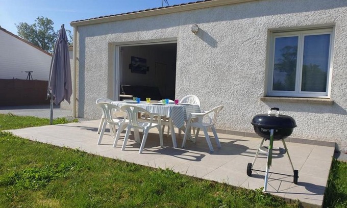 Le Bernard House | Maison spacieuse avec jardin, à 5 km de la plage, Wifi et tout confort - FR-1-336-50