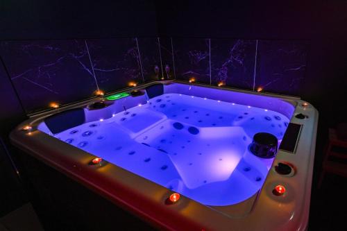 Sainte Marie - Saint Leon Apartment | Maison spacieuse - Grand jacuzzi